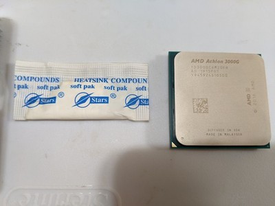 AMD 3000G Athlon Socket AM4 CPU APU w/ cooler Radeon Vega 3 Graphics
