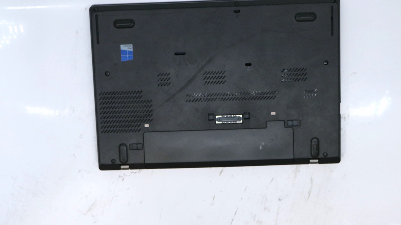 Lenovo ThinkPad T460, 14-Inch Laptop, with INTEL(R) CORE(TM) I7-6600U CPU @ 2.60GHZ, 1TB ata, Windows 10 Pro