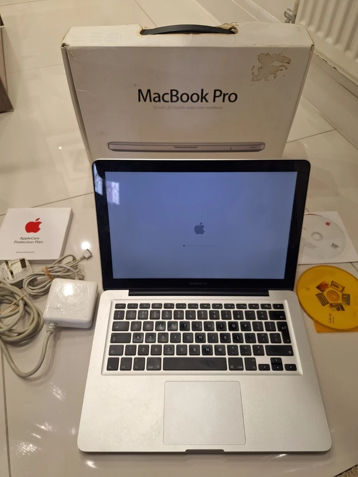 Apple MacBook Pro 13-inch 2.66GHz C2D Mid 2010 4GB RAM 500GB HDD A1278 - Image 2 of 4