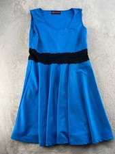 Sugar And Spice Midi Dress Womens Medium Blue Sleeveless Lace Round Neck