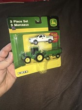 JOHN DEERE - ERTL, 3 PIECE SET 37290 Toy