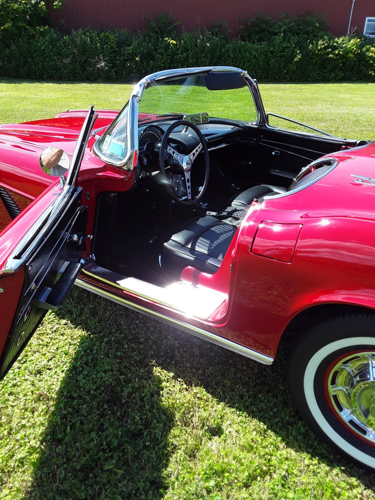 1962 Red Chevrolet Corvette   | C1 Corvette Photo 3
