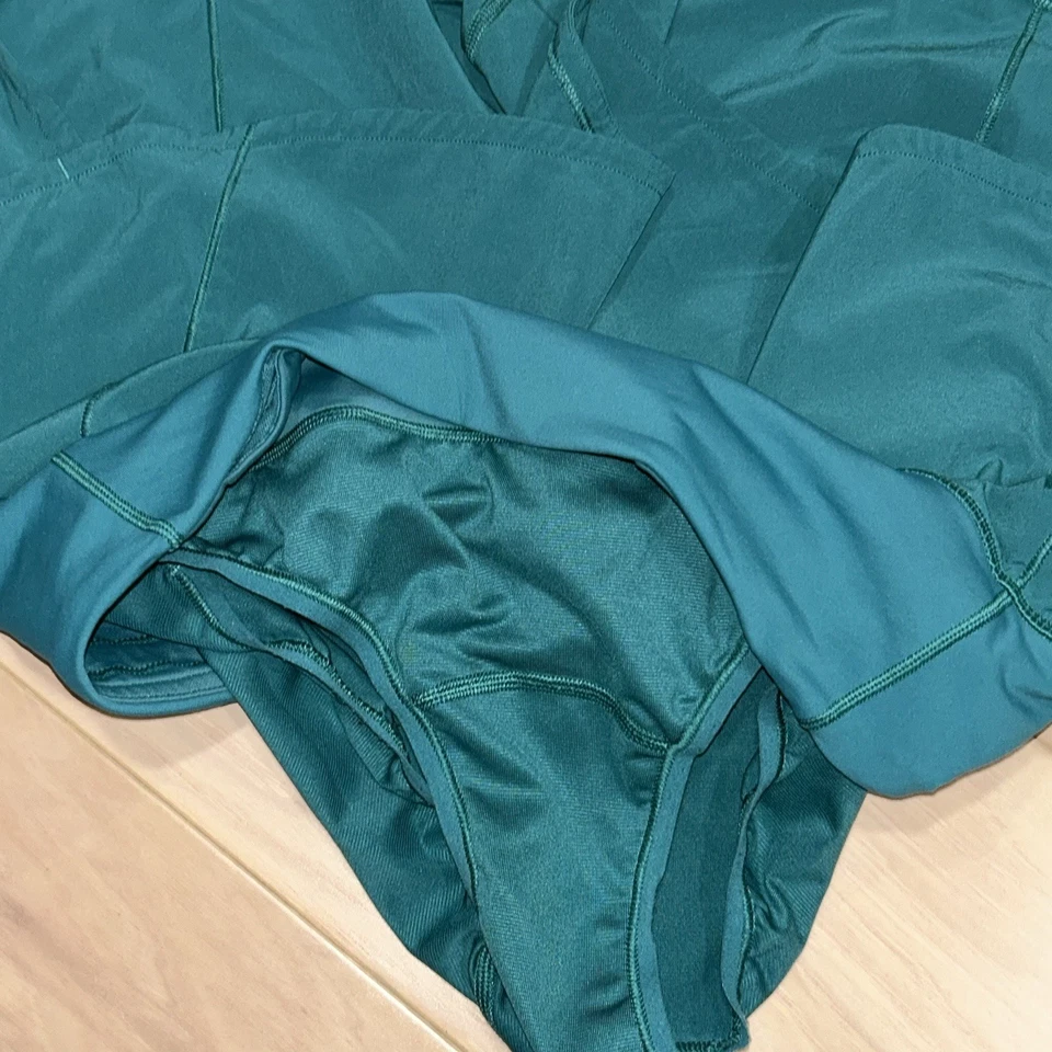 Lululemon Speed Up Corto Forrado 4” Entrepierna Mujer’s 6 Foto 3 de 4