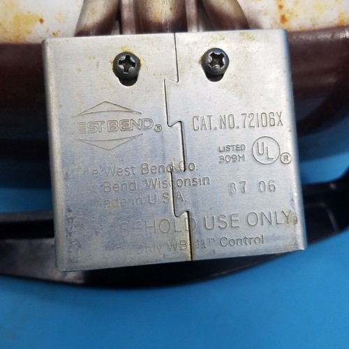 Vintage West Bend Electric Skillet 14"x10" Model 72106 Sensa-Temp Control - tan - Picture 5 of 10