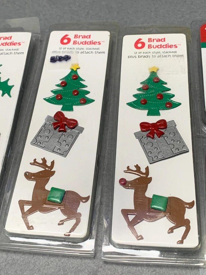 Juego de Brad Buddies & Hot Off The Press con temática navideña Foto 4 de 4