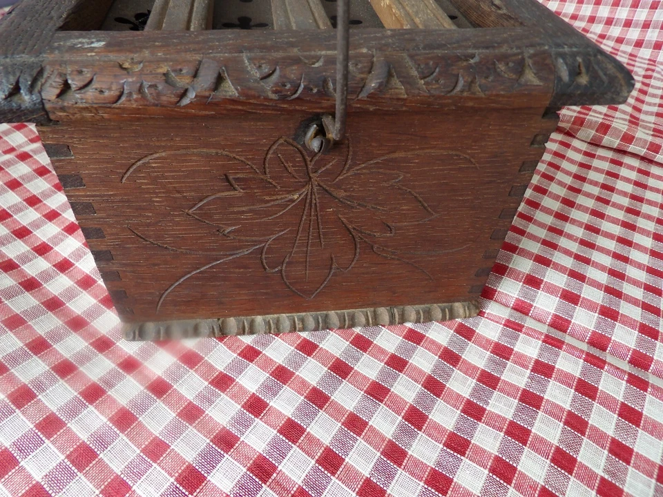 Vintage - Ancienne Chaufferette - Chauffe pieds - Bois et métal - Photo 4/4