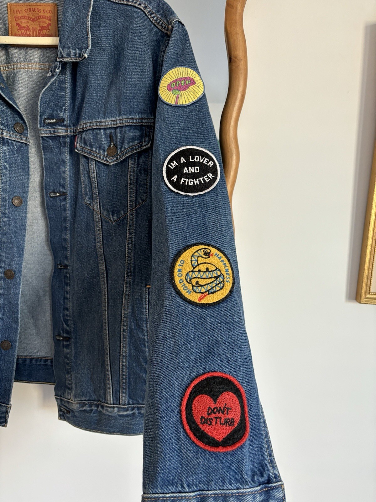 Vintage Men’s Levi’s Patchwork Denim Jacket. Ligh… - image 3