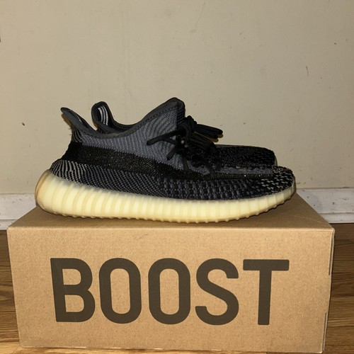 Yeezy Boost 350 V2 Low Carbon - Size 8