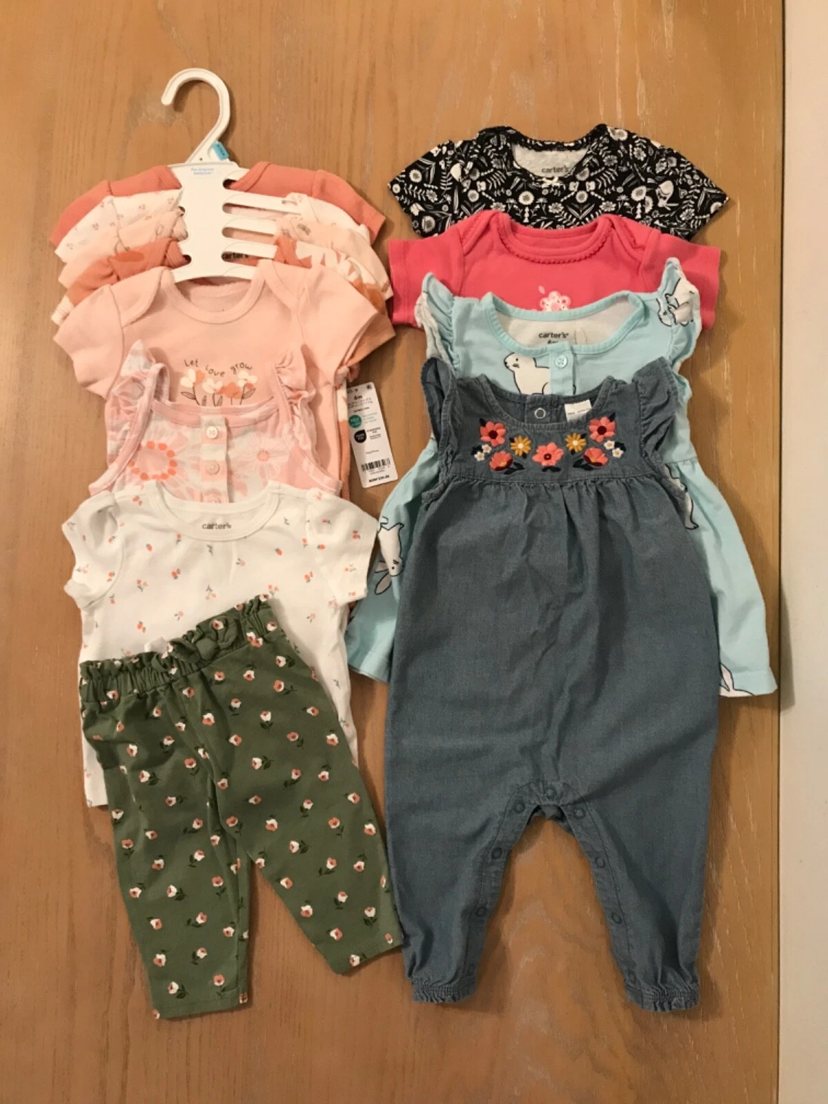 Carter's Infant Girls Summer Clothing Lot of 12 (5 New) Size 6 Months