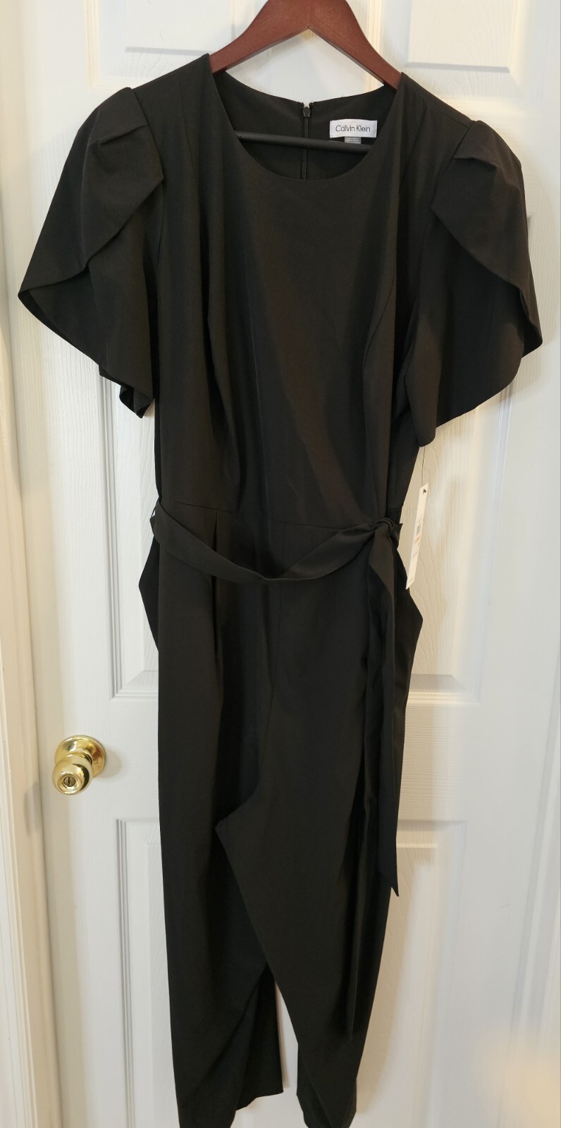 Picture 1 of 6