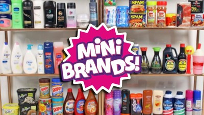 SALE!!  YOU PICK! Series 1 + 2 - Zuru 5 Surprise Mini Brands Gold Ball WAVE 2