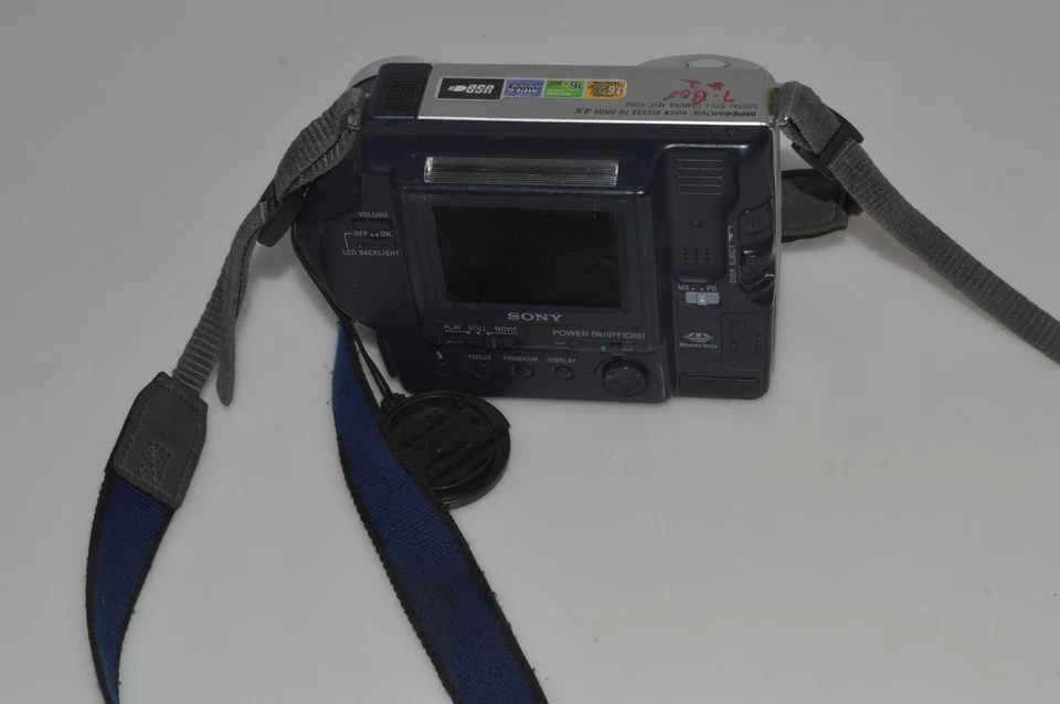 ^^ SONY FD MAVICA MVC-FD92 CAMERA WITH BATTERY (CYN7) - Image 2 of 3