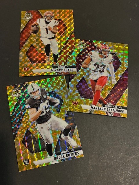 2025 Panini Mosaic Prizm Reactive Yellow Football BX032