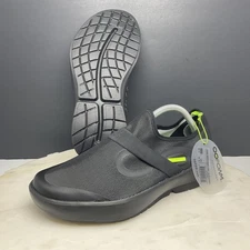 OOFOS Shoes Mens Size 9 Black Gray OOMG Fibre Low Comfort Recovery Sneakers 5081