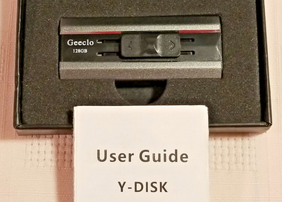 Geeclo USB Flash Drive For IOS Y-Disk 128GB Connector  - See Photos - NIB