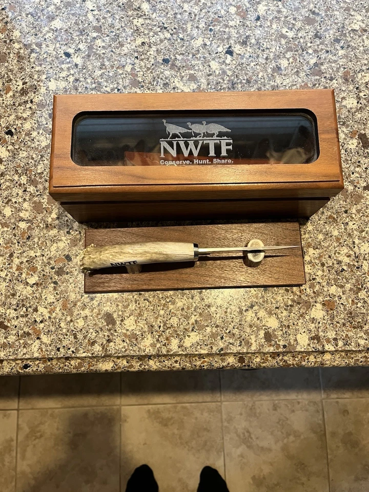 Hoja fija plateada nueva con etiquetas nueva nunca usada coleccionable. Foto 3 de 4