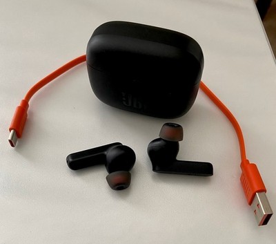 JBL Tune 230NC TWS Earbuds Bluetooth - Doesnt Charge properly - READ