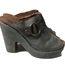 Lucky Brand Veronica Gray Leather Chunky Block Mules. Size 10.