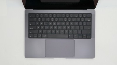 Apple Macbook Pro 14