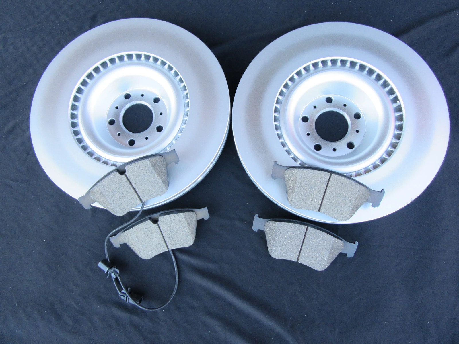 Bentley Continental GT GTC Flying Spur Front Brake Pads and Rotors