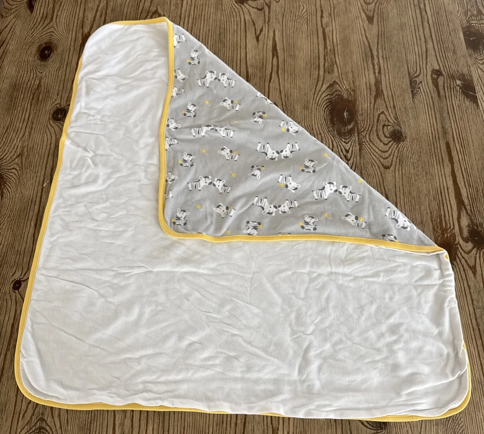 Manta Receptora Bebé Gymboree Cebra Gris Blanco Amarillo Pájaro 2016 Reversible Foto 2 de 4