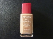 Revlon Age Defying Liquid Makeup / Foundation - EARLY TAN 15 -DRY- Read Descrip