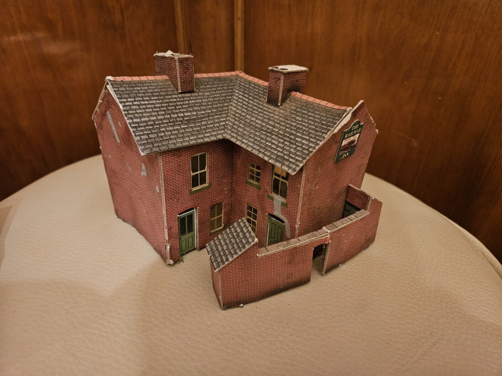 Picture 1 of 6