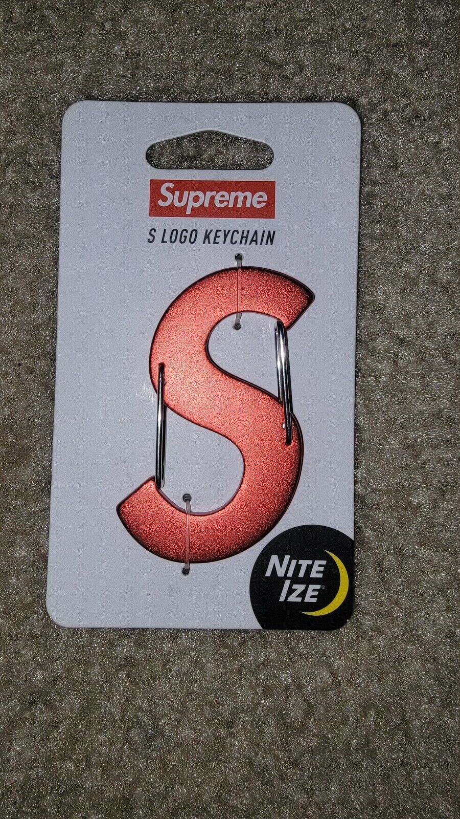 Supreme Nite Ize S Logo Keychain Red FW21 Supreme Brand New