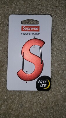 シュプリーム Nite Ize S Logo Keychain カラビナ レッド Supreme
