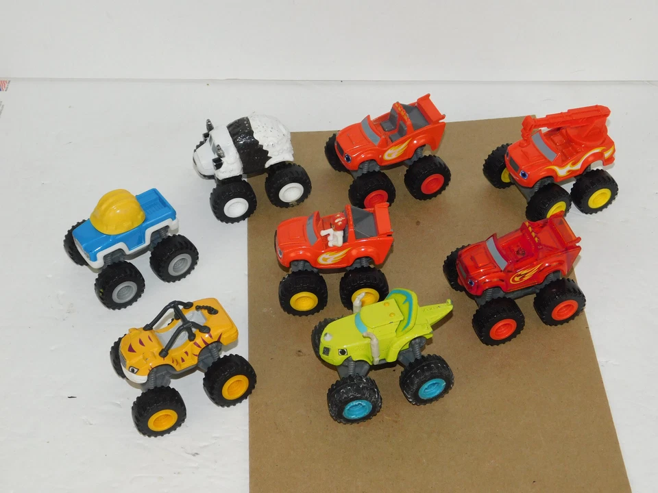 Lote fundido a presión Blaze and the Monster Machines (E) Foto 2 de 3