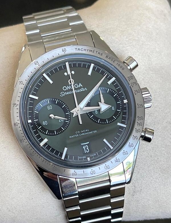 OMEGA Speedmaster 57 Cronografo Mano Vento, Quadrante Verde