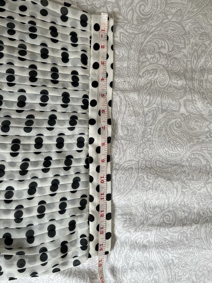 american apparel, skirt, white, polka dot, pleated - Image 3 of 4