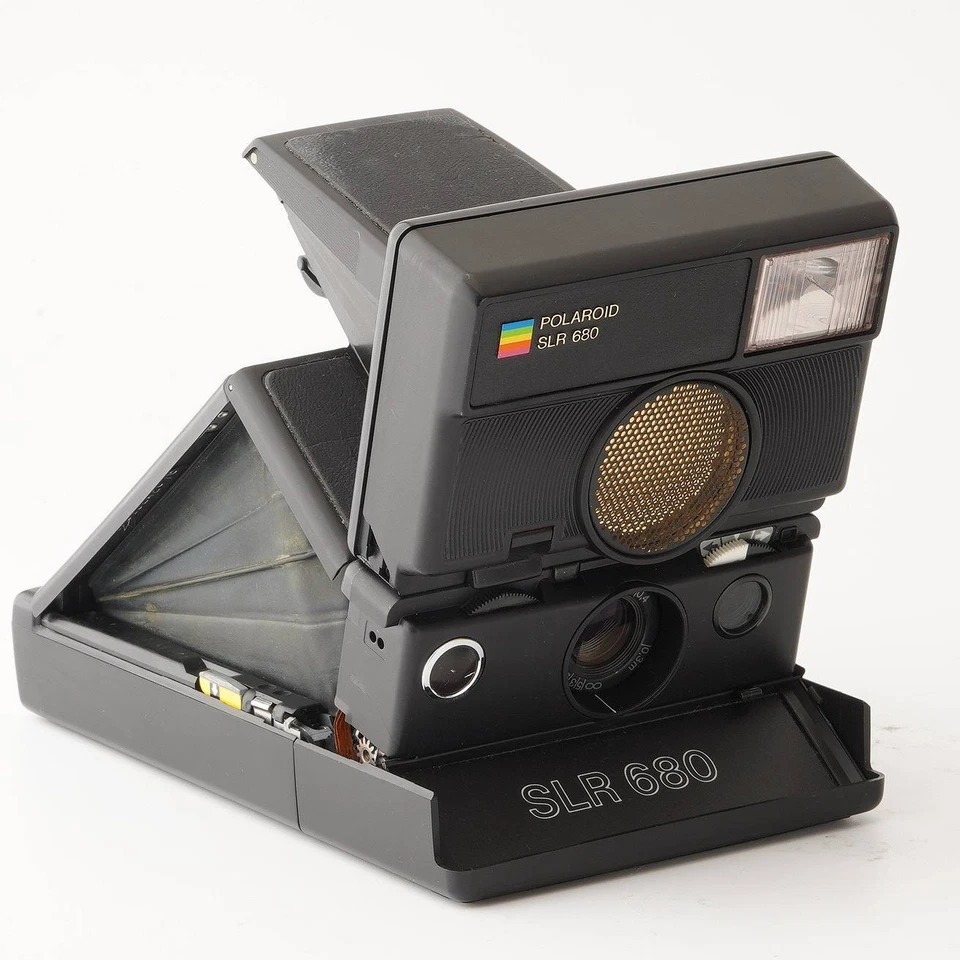 [EXCELLENT Polaroid 680 SLR Instant Film Camera - Image 3 of 4