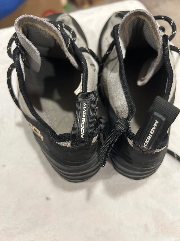 Mad Rock Climbing Shoes Men’s 8 EU 41 – Gray/Black Lace-Up – Well Used - Image 2 of 4