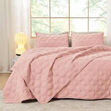 Oversized King Quilt Bedding Set, 128X120 Inch Super King Blush Pink Comforter B