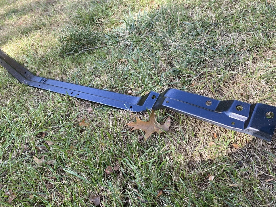 Soporte de núcleo de radiador Chevrolet Impala Bel Air Biscayne 64 OEM Foto 2 de 3