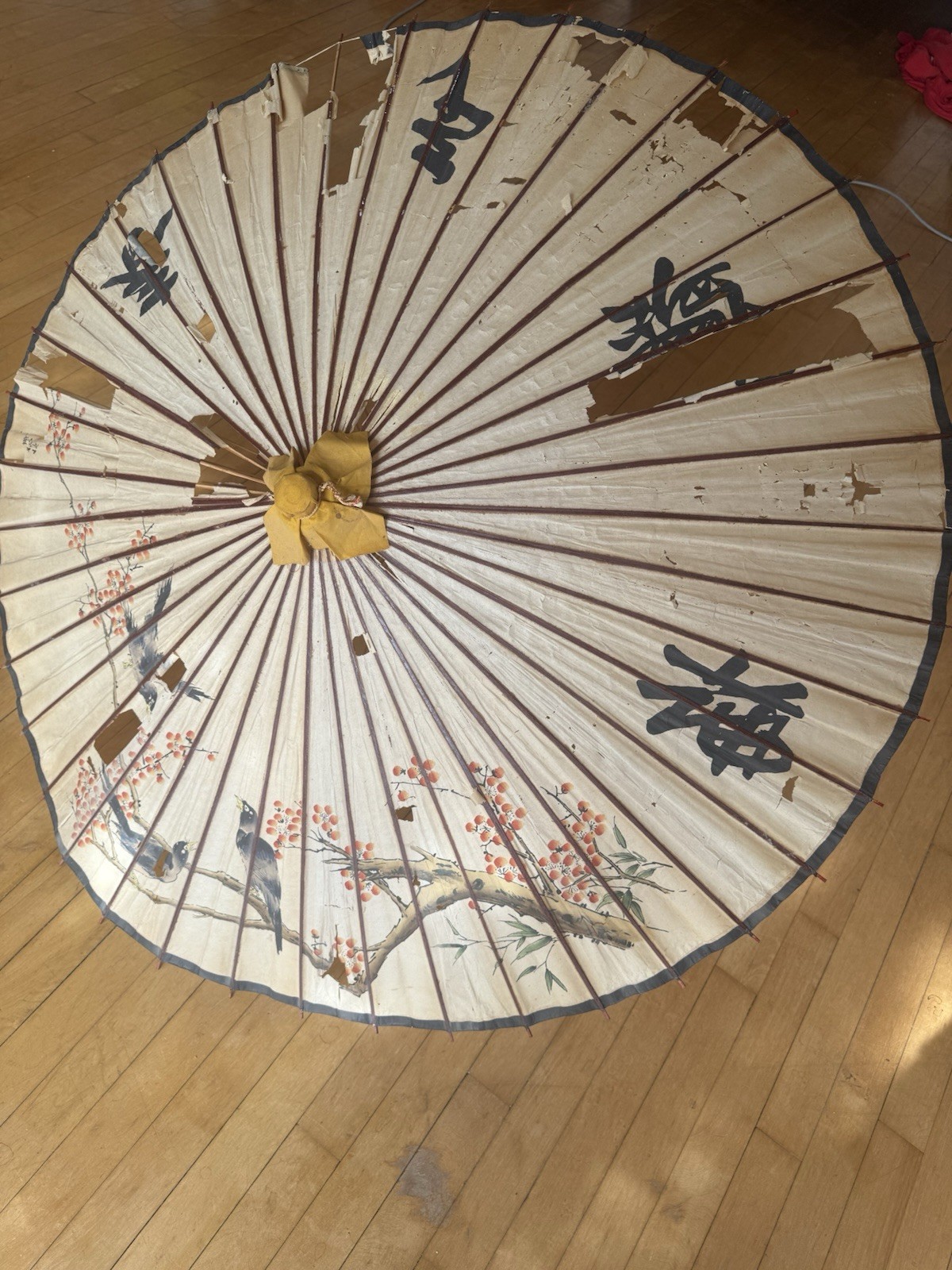Vintage Japanese Umbrella, Good Display Piece
