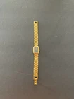 Vintage Seiko Ladies Quartz Watch Model V401-5528 Not Working
