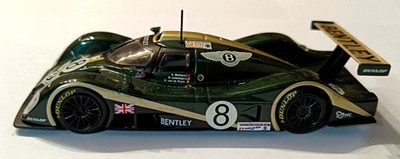 Bentley EXP8  1° Le Mans 2001 #8 A.Wallace-B.Leitzinger-E.Van de Poele IXO 1 :43