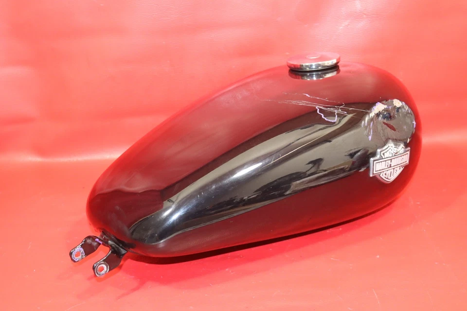 2005 HARLEY-DAVIDSON SPORTSTER 1200 CUSTOM XL1200C FUEL GAS TANK NO RUST NO LEAK Foto 4 de 4