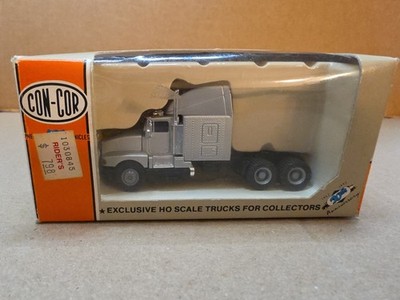 Con-Cor Mack w/Sleeper Silver Semi Tractor 0004-641000 Boxed NOS HO Scale
