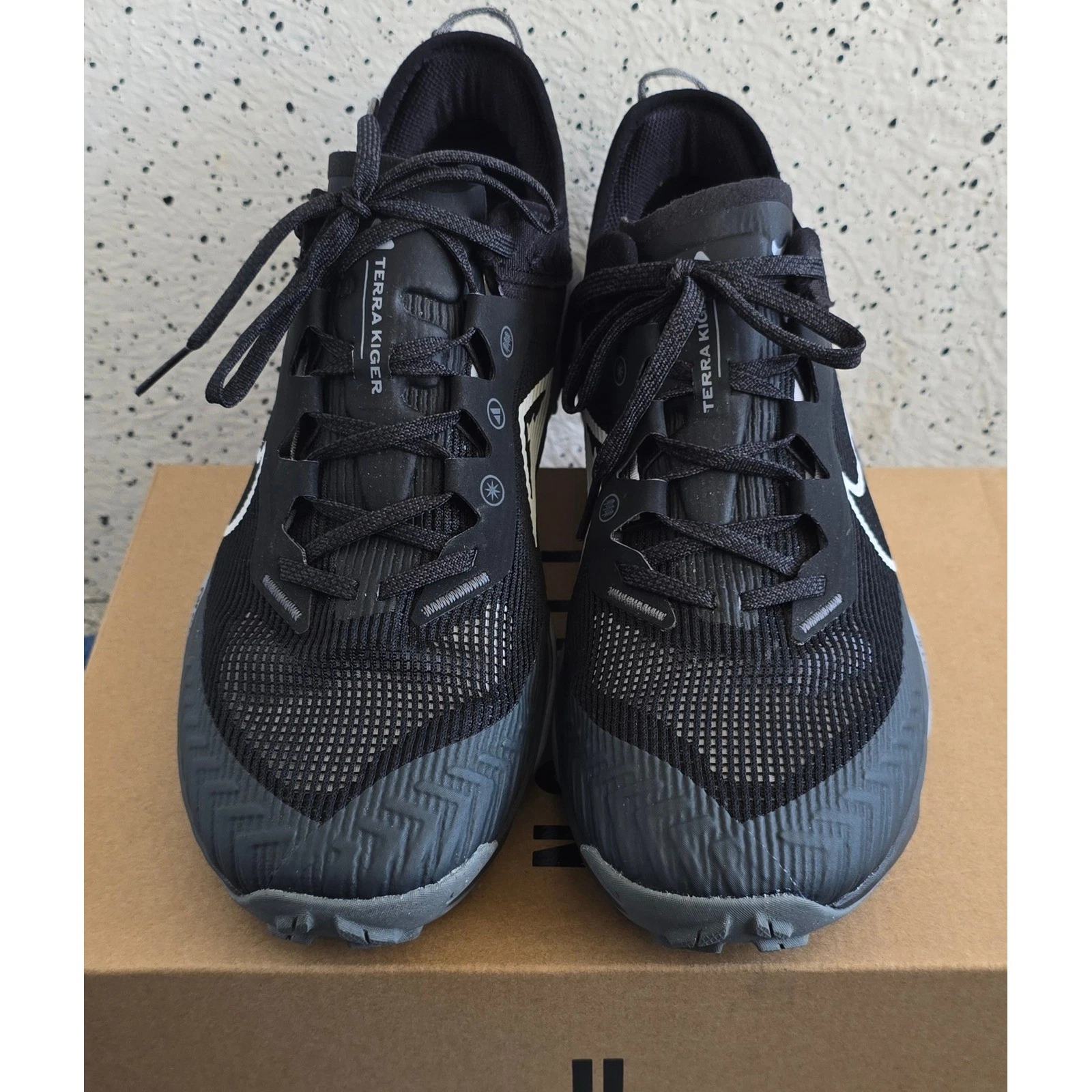 Nike Air Zoom Terra Kiger 8 Black Anthracite Mens Trail Running Shoes DH0649-001