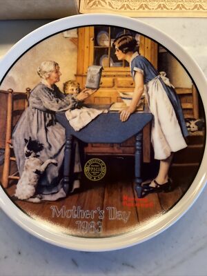 Norman Rockwell MOTHER'S DAY Plate 1983 Add Two Cups and a Measure of Love CIB