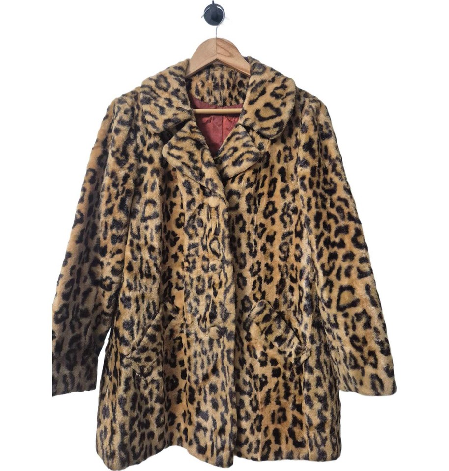 Distinction by Stephen Leopard Faux Fur Coat Size 10 Good Condition #37961