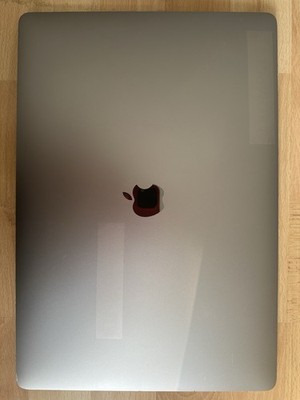 Apple MacBook Pro 16'' 512GB 32GB RAM 2,4ghz 8 Core I9 2019