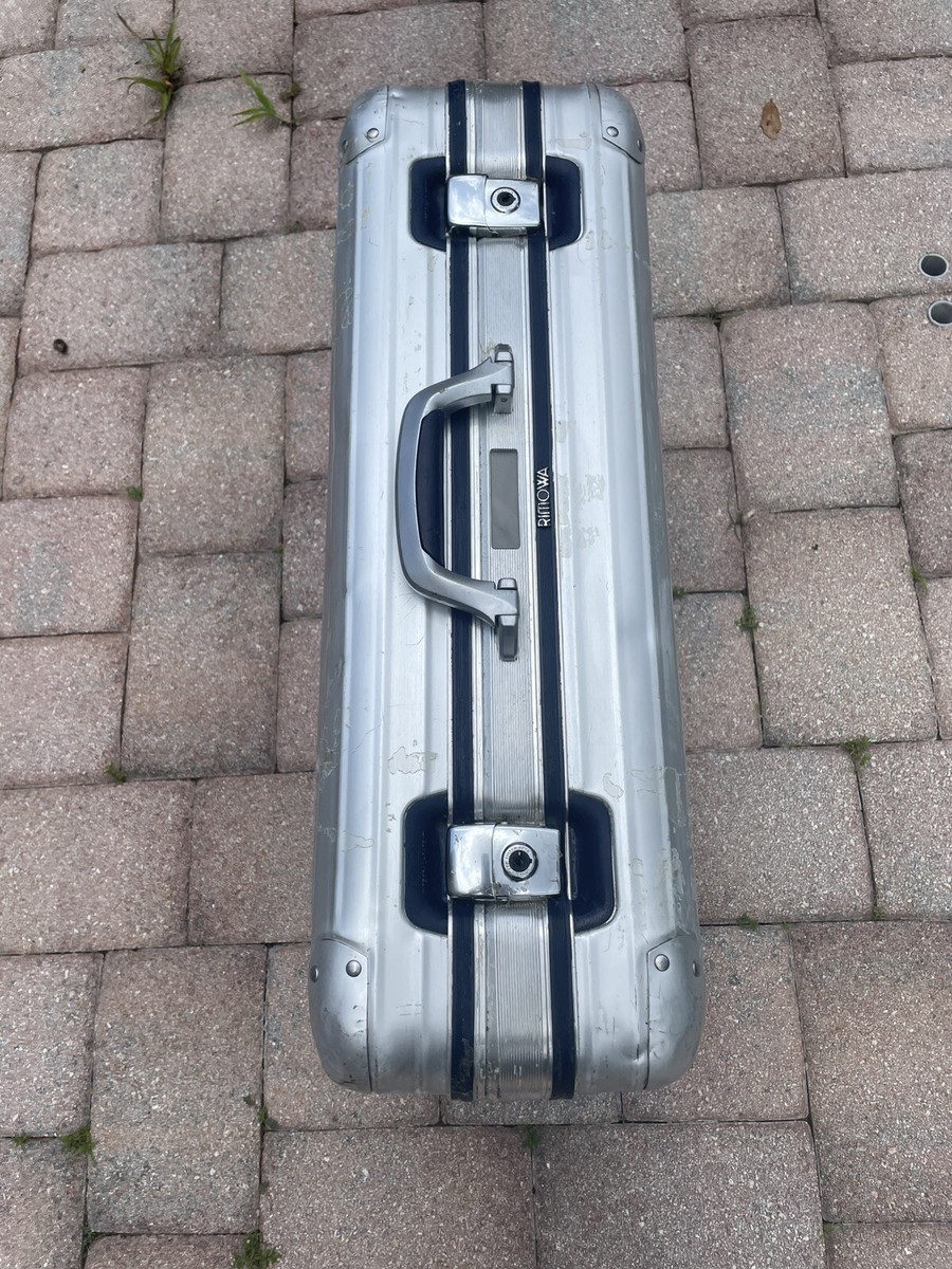 RIMOWA Luggage Suit Case Aluminum Silver 25x17x8 Integral