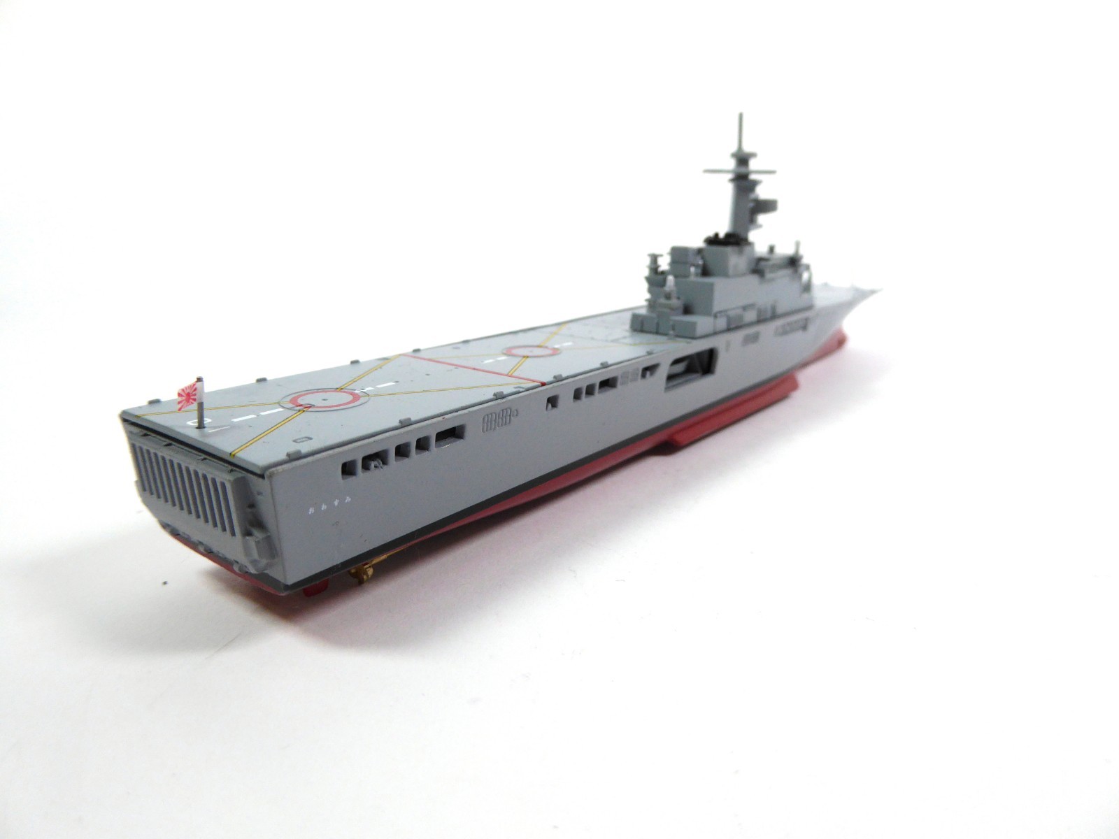 Atlas Militärschiff Modell – Ohsumi JMSDF Im Maßstab 1/900 (Ref: SD25)