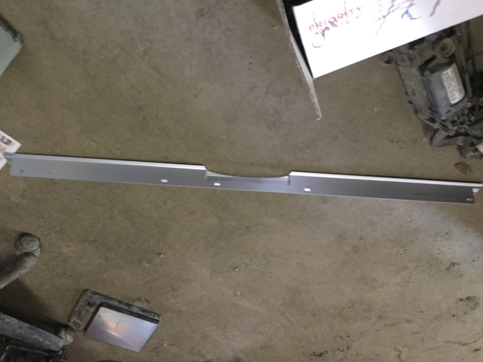06 07 08 09 10 11 12 13 14 15 16 Aston Martin Vantage Trim Panel 6G33674A03AB