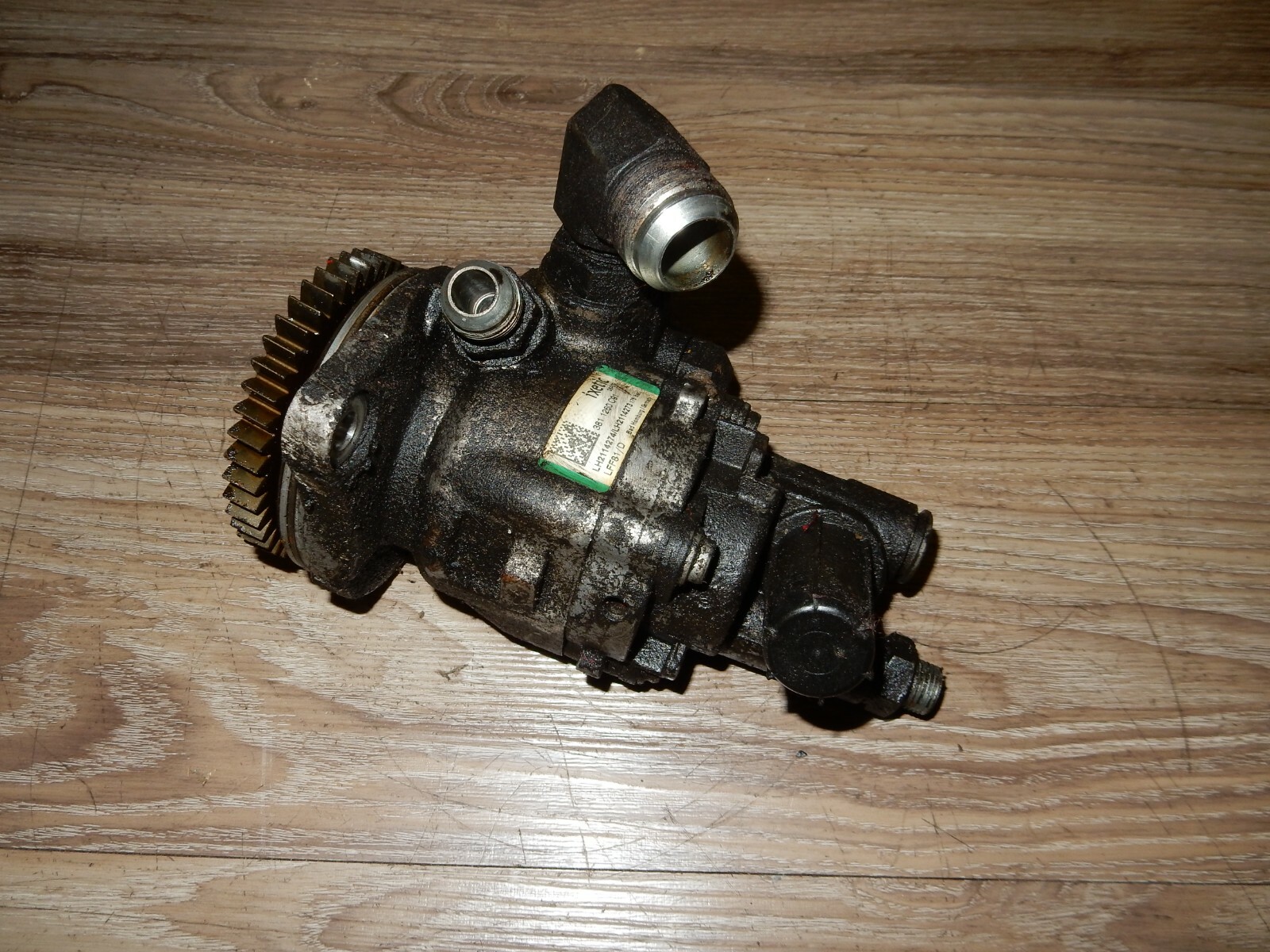 Picture 1 of 5