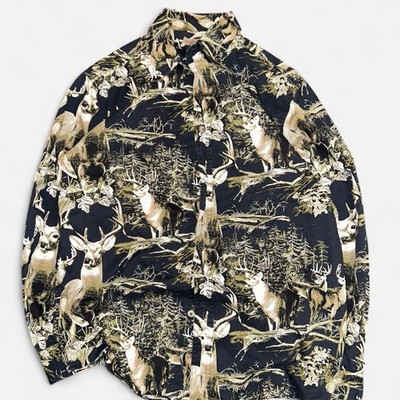 Rugged Earth Outfitters Mens shirt Medium Deer Print Long Sleeve Button hunting